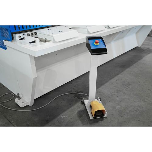 Productimage for HTB AK 3213