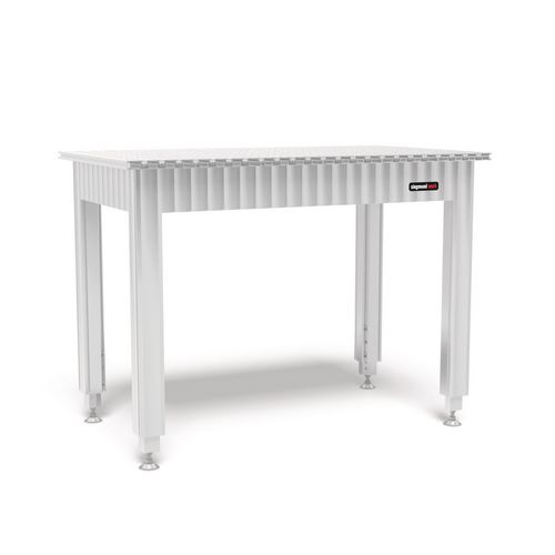 Productimage for Siegmund with aluminum table profiles 1200x700 System 16, height-adjustable