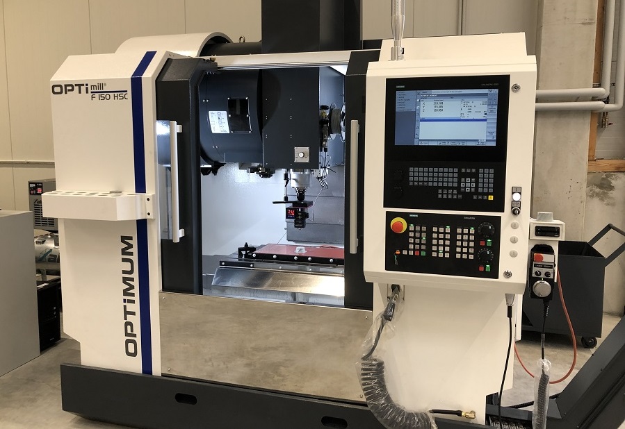 [Translate to Englisch:] Optimum Fräsmaschine mit 3D-Druckkopf
